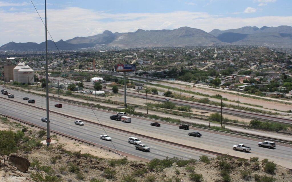Interstate 10, the Rio Grande, El Paso and Ciudad Juárez from the UTEP campus